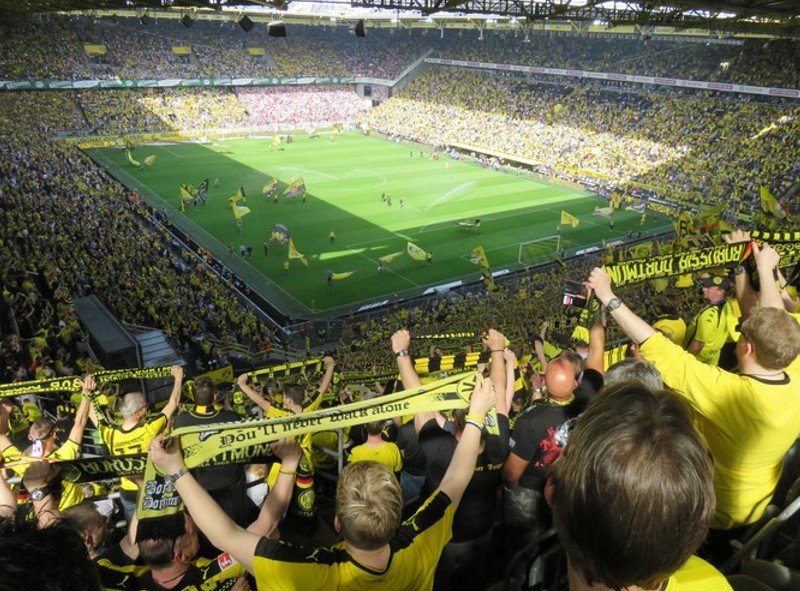 gifts for men sporting events tickets